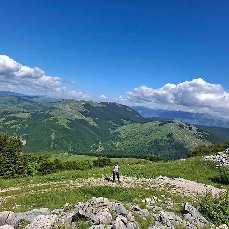 Suvi Vrh Mountain * Gacko