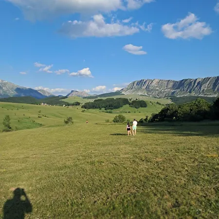 Suvi Vrh Mountain * Gacko